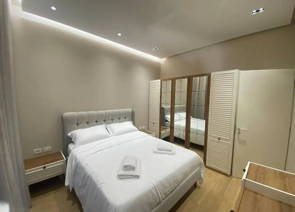 Lilo'S Place 1 Tirana