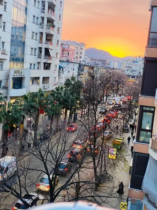Apartment Lilo'S Place 1 Tirana
